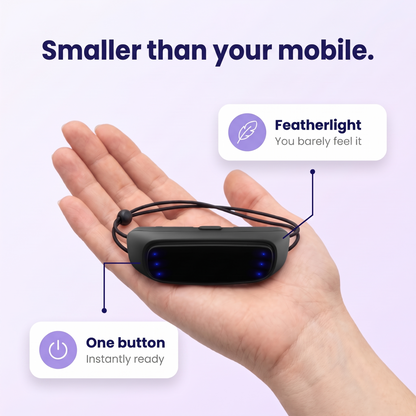 SnorryHelper™ in der Hand, kleiner als ein Handy